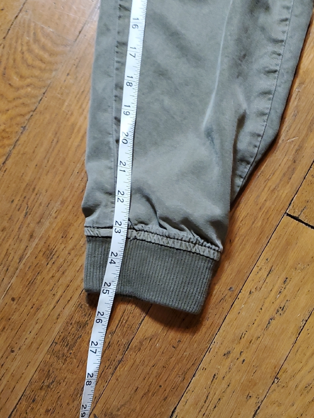American Eagle Outfitters Olive Cargo Jogger Pants - Picture 10 of 12